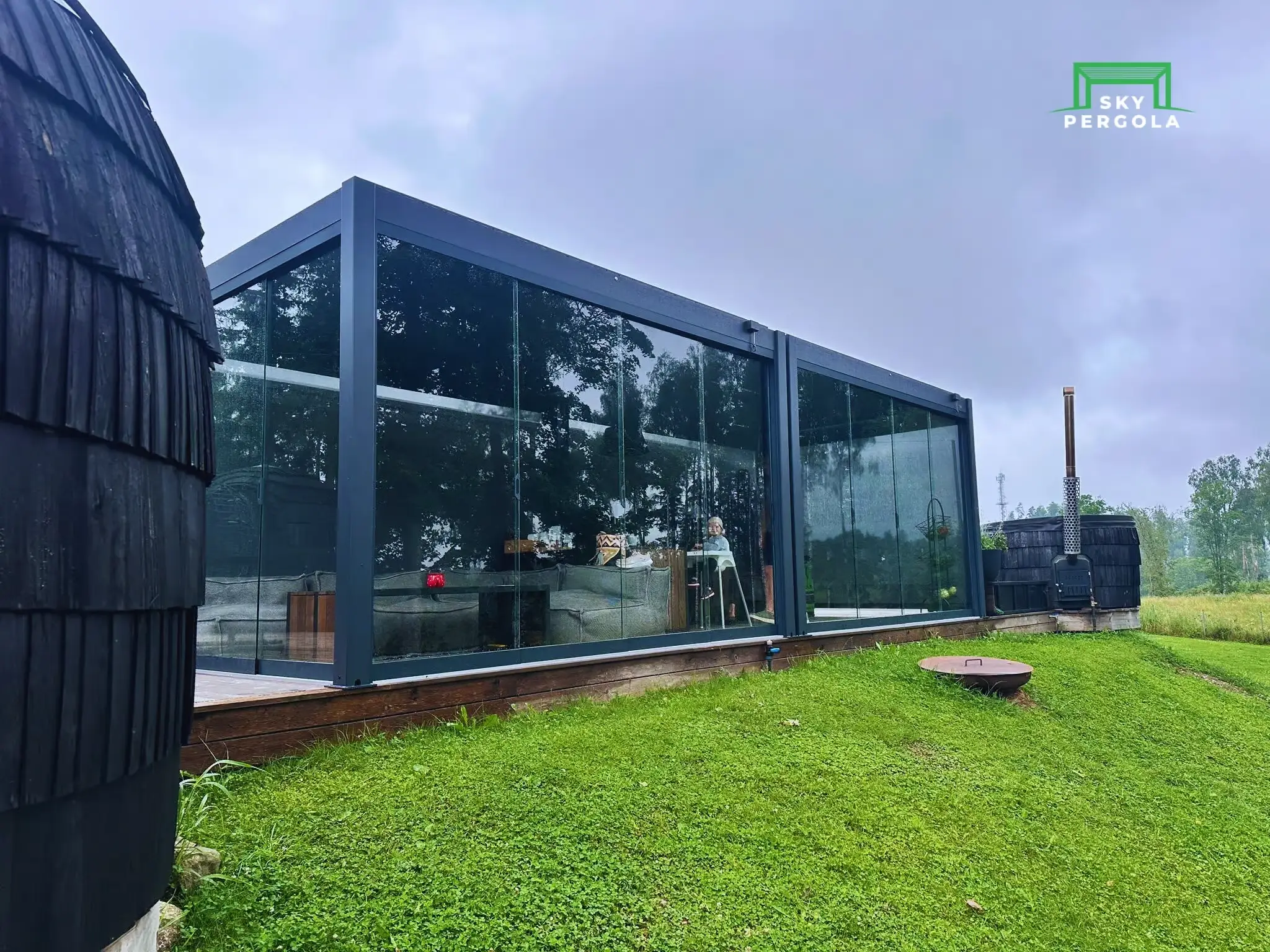 Home sky pergola iglu sauna.jpg